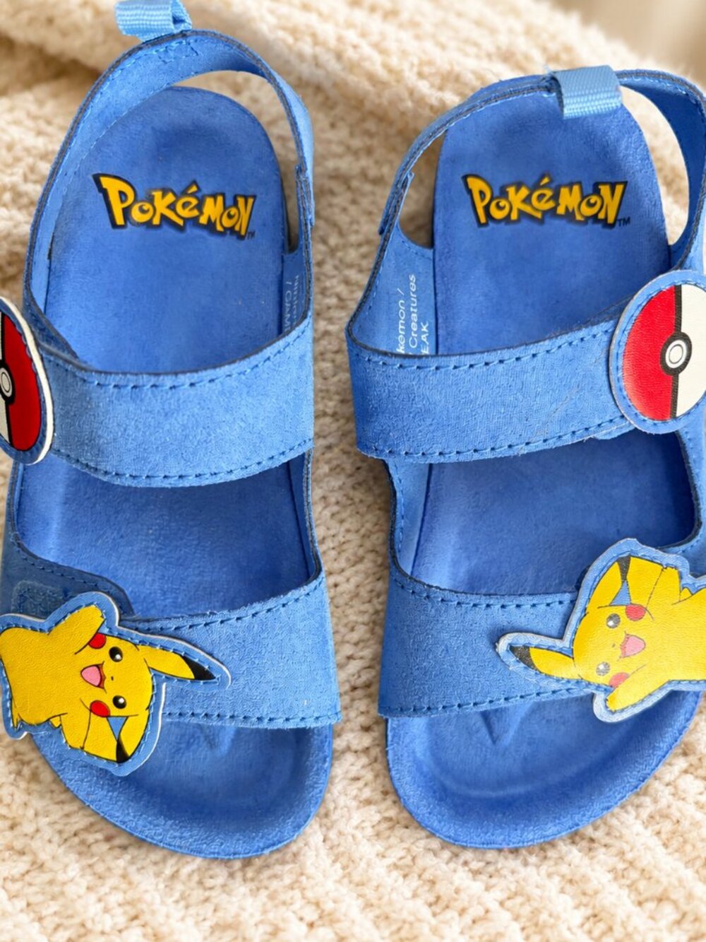 Pokémon Pikachu Blue Kids Sandals Size US 10 EU 27 Poké Ball